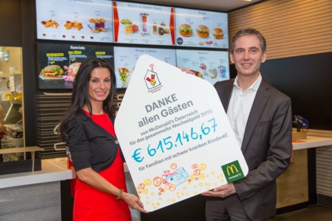 Sonja Klima, Präsidentin der Ronald McDonald Kinderhilfe, und Andreas Schmidlechner, Managing Director von McDonald’s Österreich