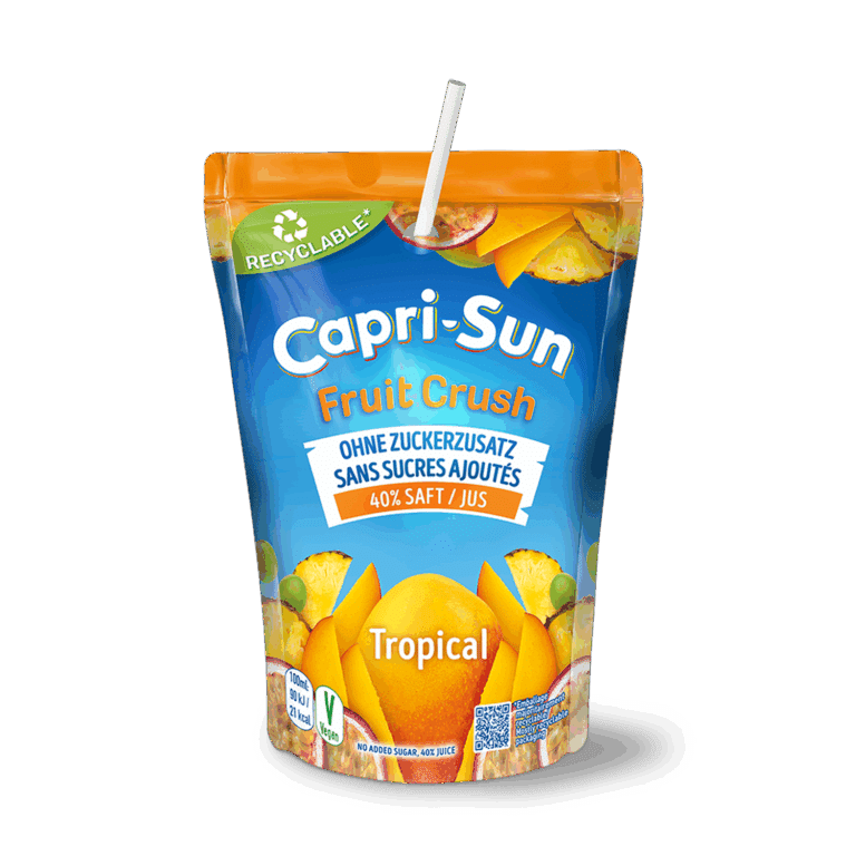 Capri-Sun Fruit Crush Tropical im recyclebaren Beutel, ohne Zuckerzusatz.