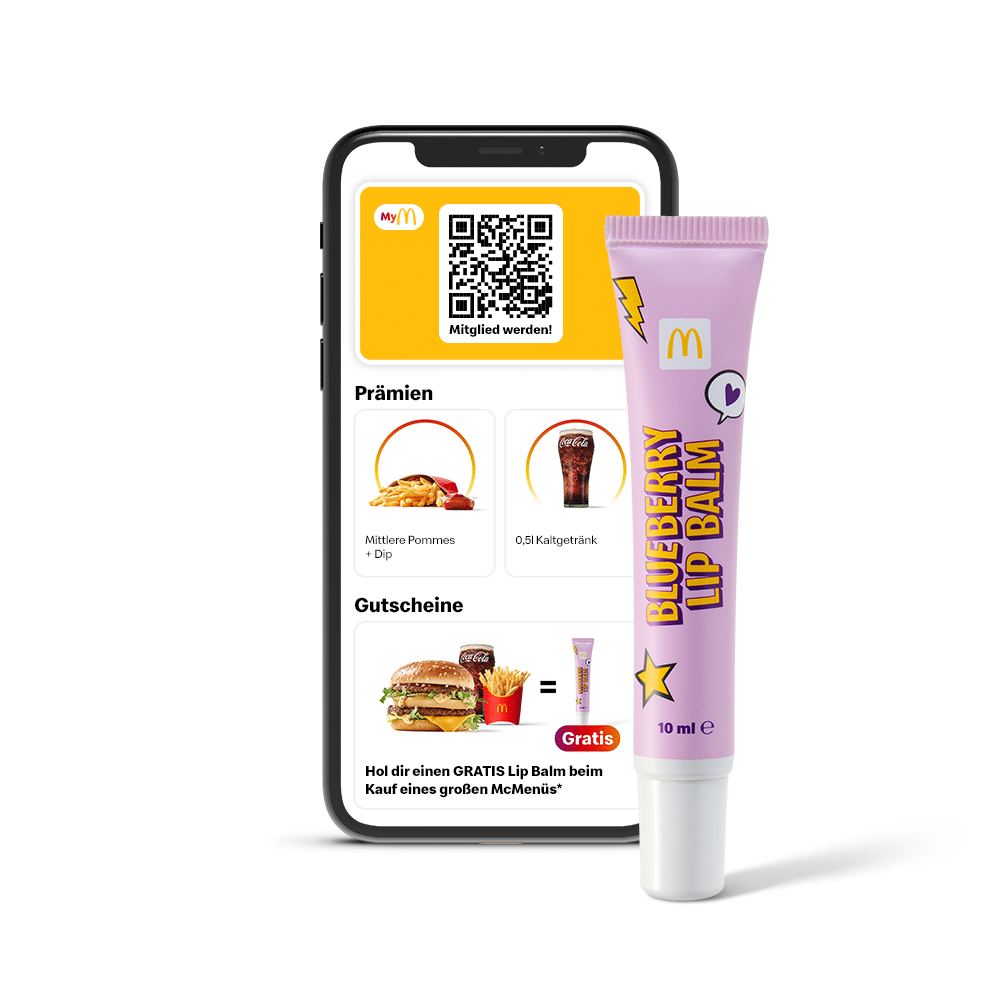 McDonald's Blueberry Lip Balm neben einem Smartphone mit einem QR-Code für Prämien und Gutscheine.